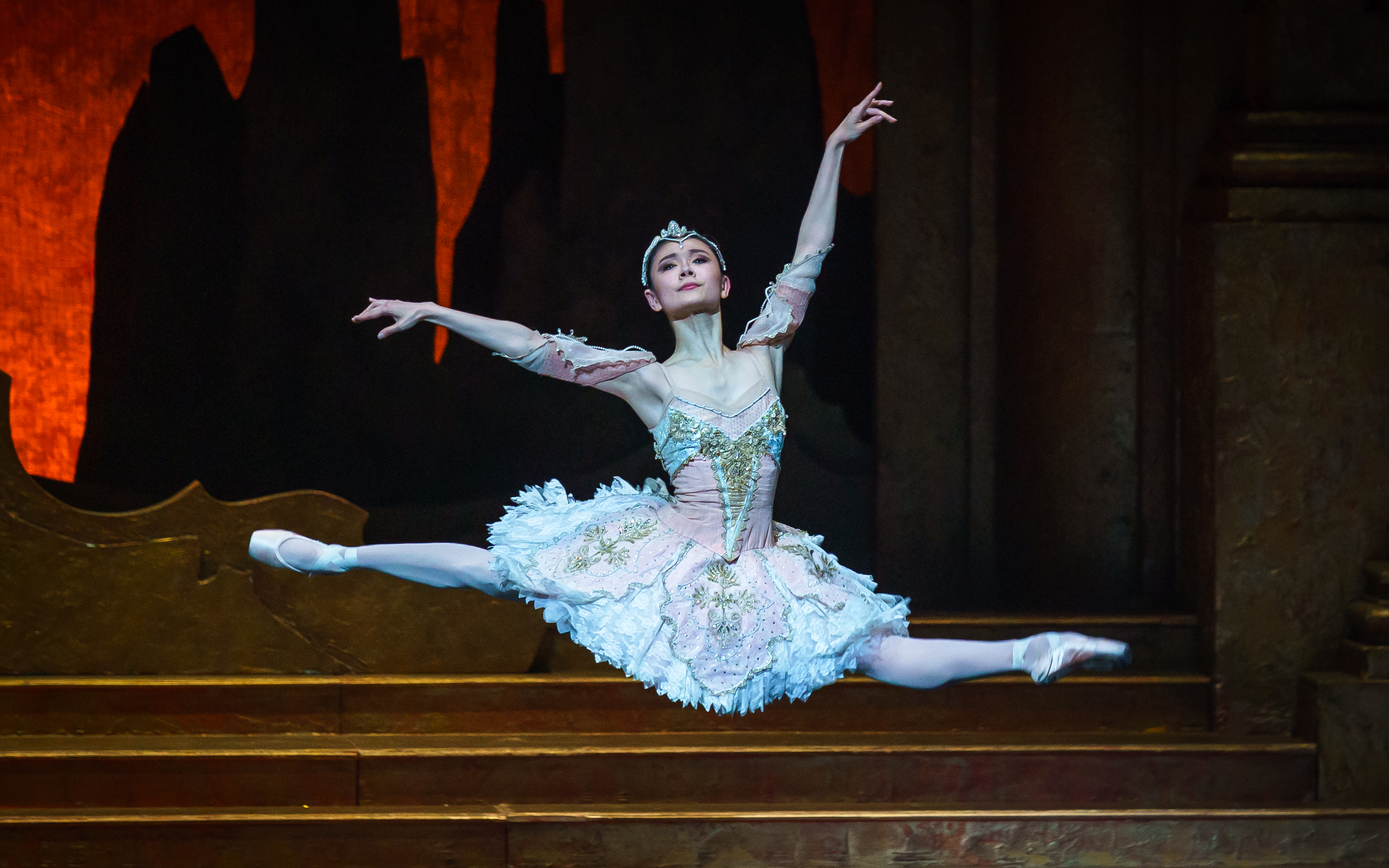 Rossiya-Vysotskiy Leningrad viloyatida onlayn fohishalar